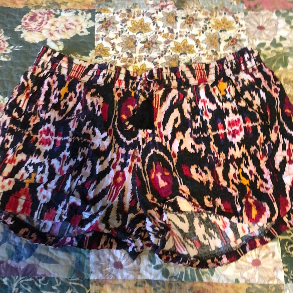 A.N.A. Aztec Shorts Medium